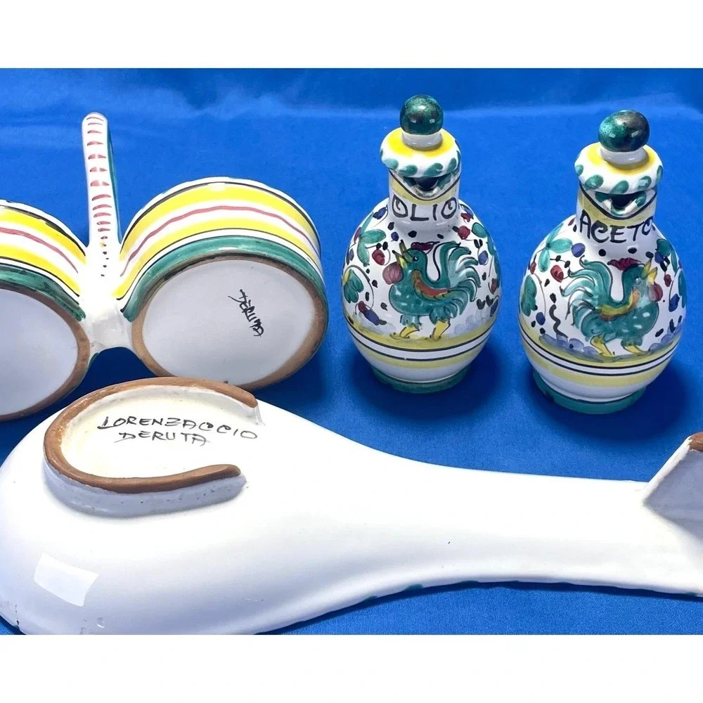 Lorenzaccio Deruta Italy Majolica Green Rooster Lg. Spoon Rest O & V Cruet Set